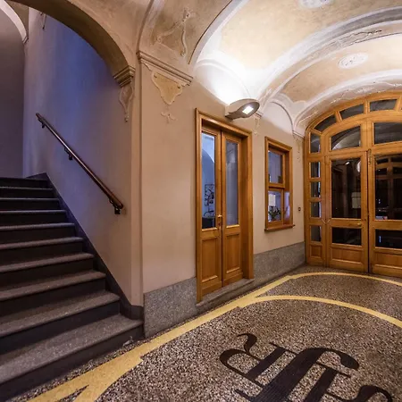 *bnbguest* Loft Centro Storico Lägenhet
