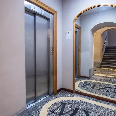*bnbguest* Loft Centro Storico Lägenhet